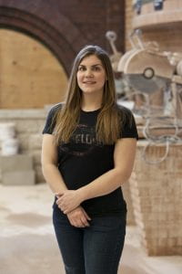 尼娜·维德默，瓦工