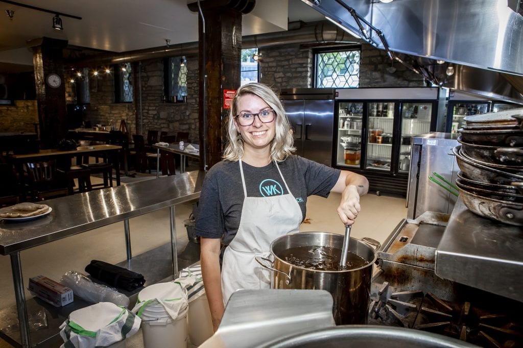 米歇尔·勒克莱尔，厨房同步