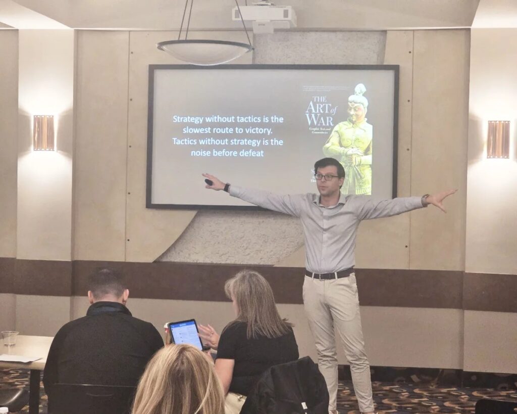 Paul Cheek 发表主题演讲