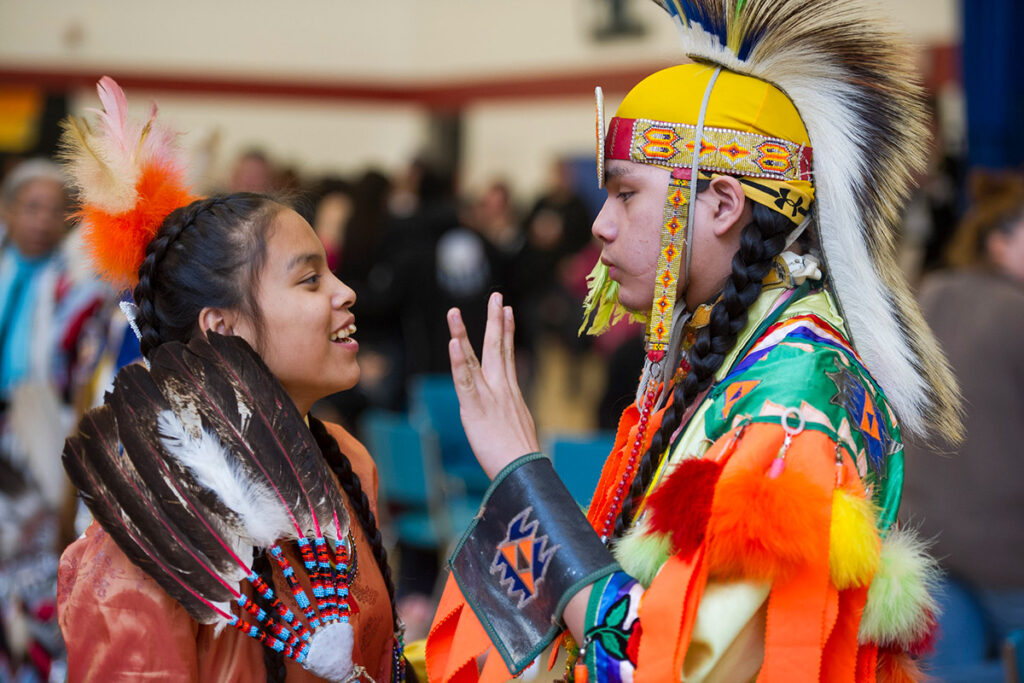 毕业典礼上的舞者哇