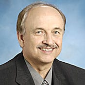 诺姆·科诺瓦尔丘克