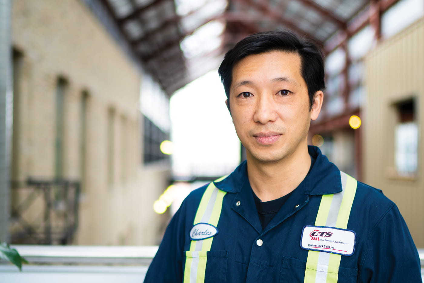 Charles Lu，e8体育网