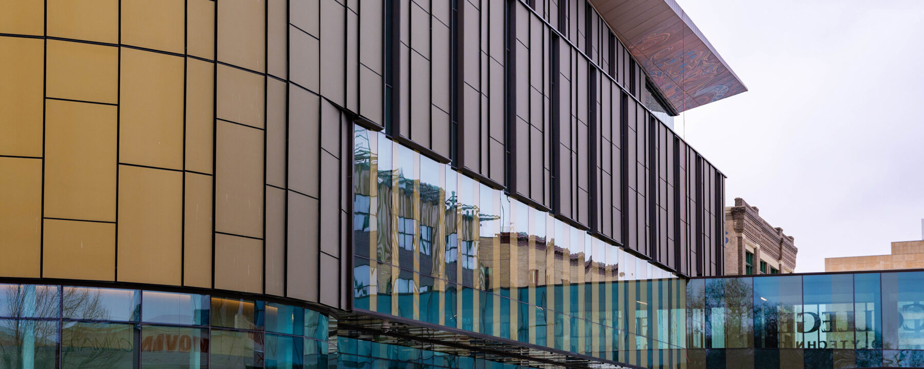 Manitou a bi Bii daziigae 的外观