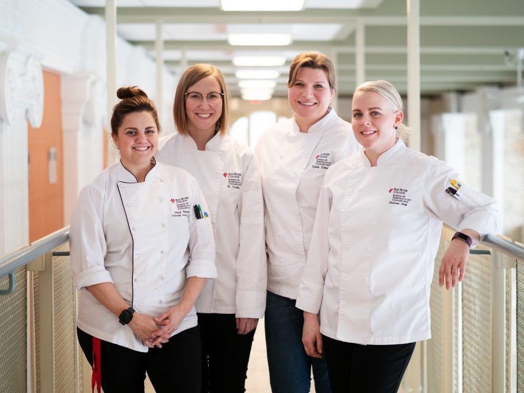 e8体育 讲师 Chantalle Noschese、Kimberly Cooke、Lylah Erkau 和 Melissa Hyrb