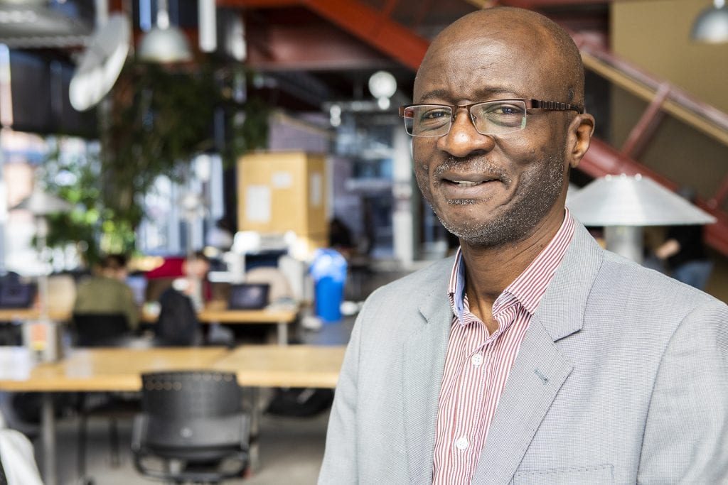 博士。 Kasongo Kalanda，e8体育