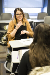 课堂上的女士签名