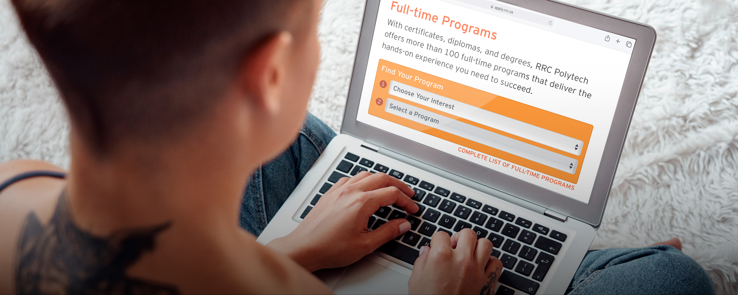 Woma 在笔记本电脑上查找程序信息